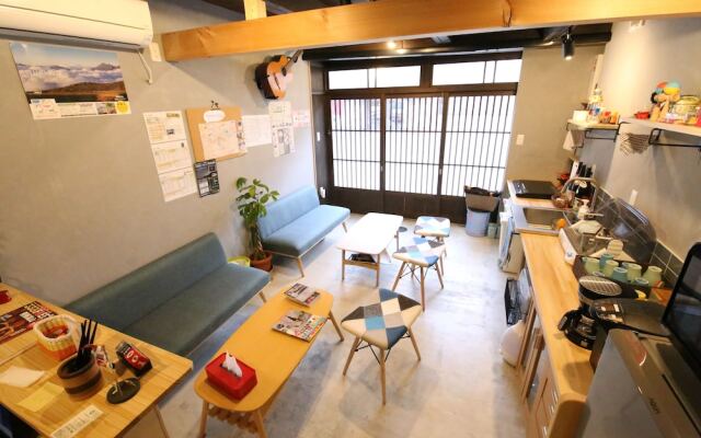 Kamiichinomachi Backpackers
