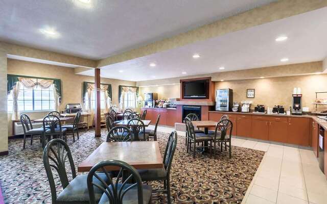 Baymont by Wyndham Omaha SW