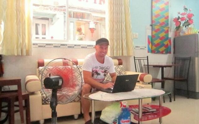 Mi Mi Backpackers Hostel