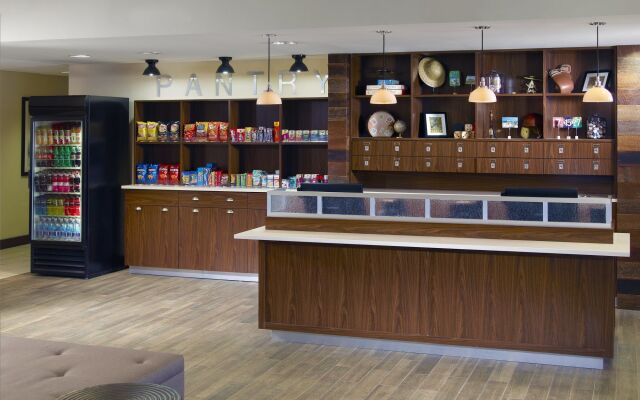 Four Points by Sheraton Nashville Airport