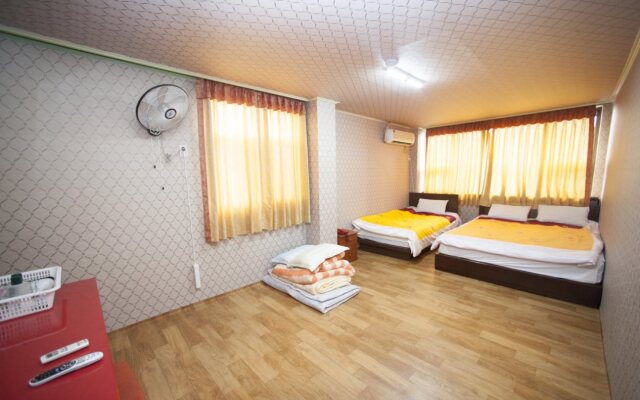 Jeju BRD Hotel - Hostel