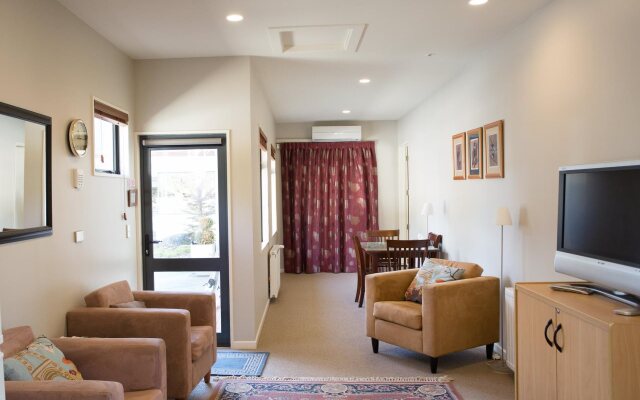 Websters on Wanaka Lodge
