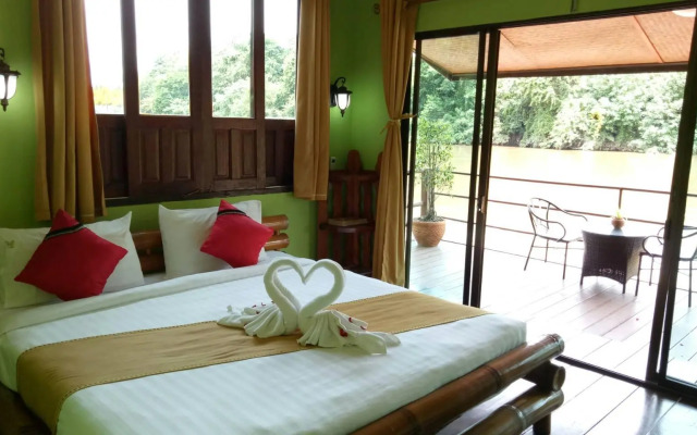 Banana Resort & Spa