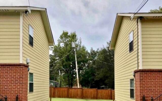 Trinity One Apartments - Country Luxury