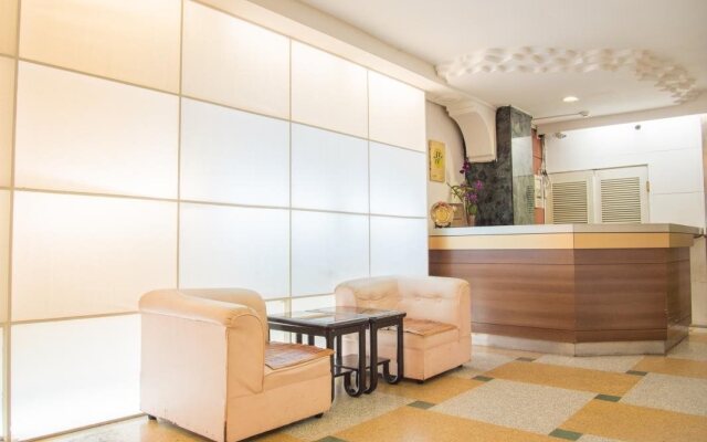 Hau Gung Hotel