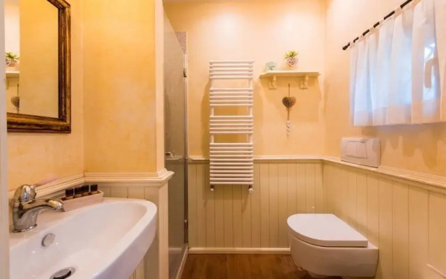 Deluxe Charming Florentine VILLA in the City. PLUS