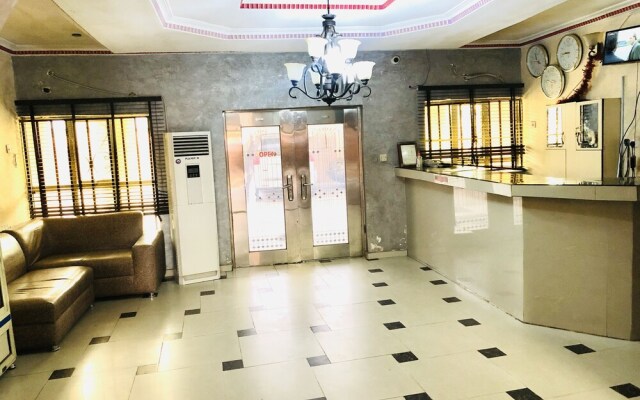 Nippon Diamond Suites