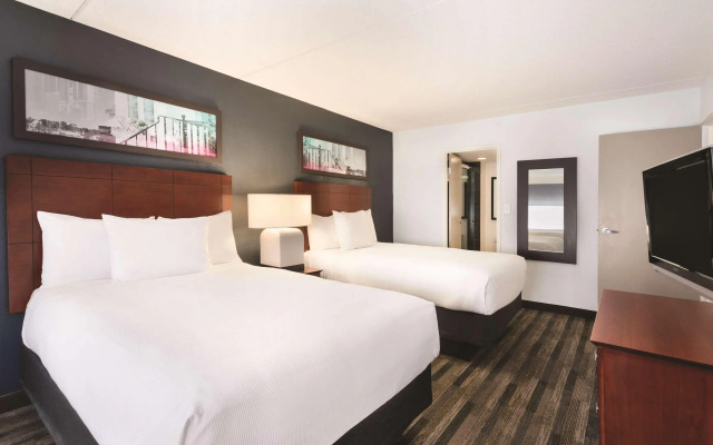 CLT Sky Suites