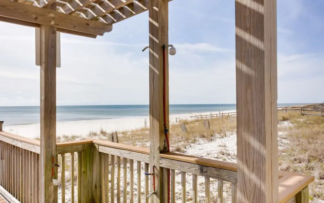 Palacio Condominiums