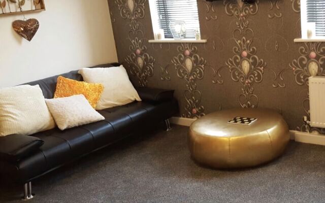 Cardiff Central Apartment
