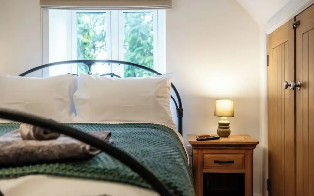 Beautiful 2 Bedroom Apartment in Malvern