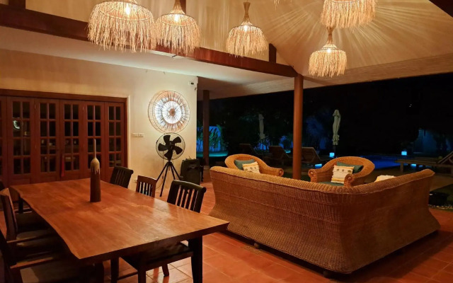 Laura's Guest House Samui