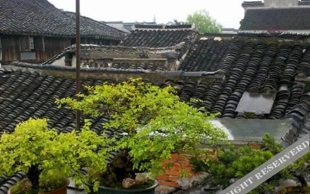 Yijia Hostel