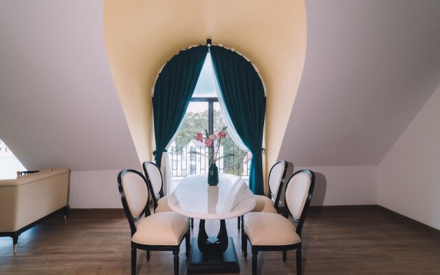 Goldient Boutique Hotel