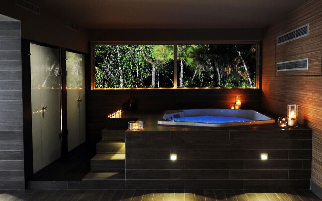 Sikyon Coast Hotel & Resort