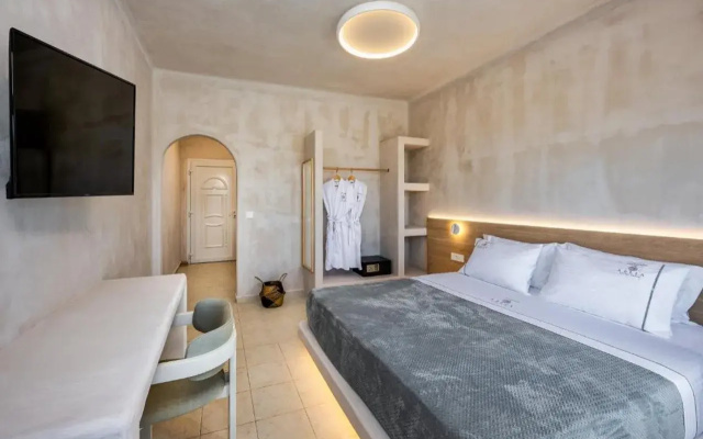 Aelia Luxury Suites