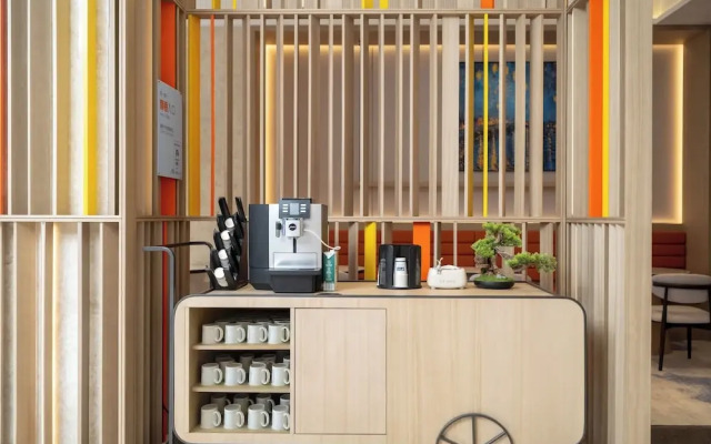 Holiday Inn Express Zhengzhou Nongye Road by IHG