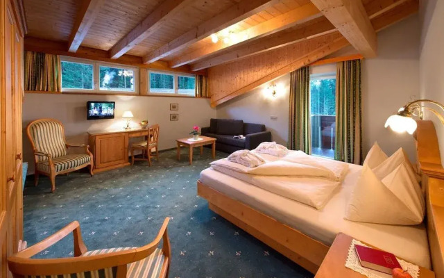 Hotel Waldrast Dolomiti