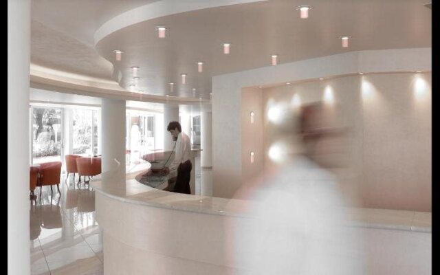 Altamarea Residence & Family Hotel