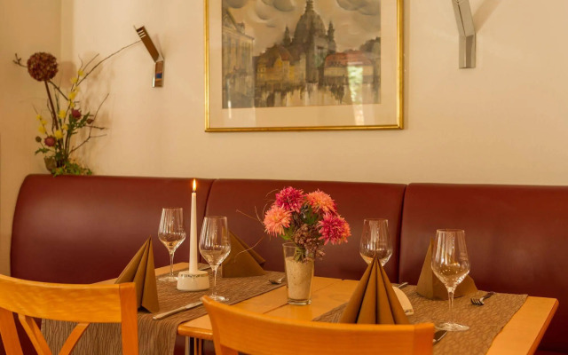NOVALIS Hotel by AURUM Dresden