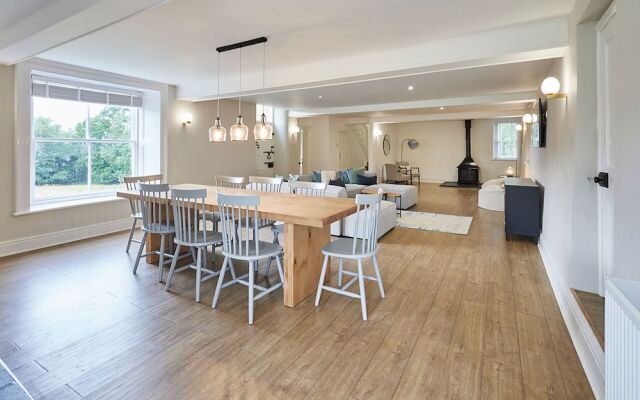 Host Stay Stay House