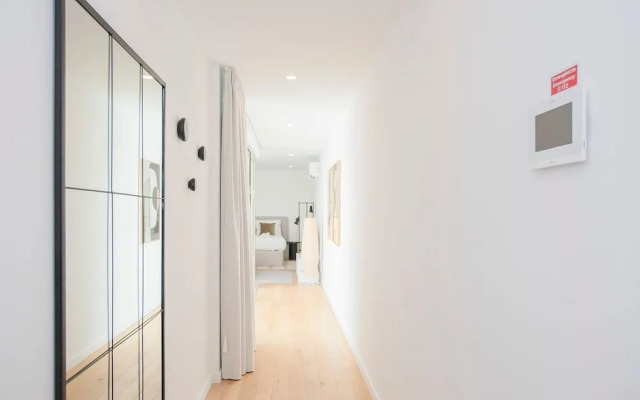 NAX Apartment F by Liiiving