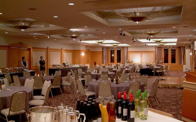 Rusutsu Resort Hotel & Convention
