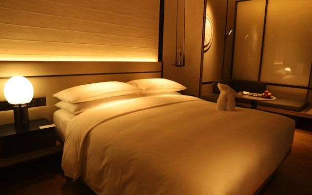 Wuhan Marriott Hotel Optics Valley