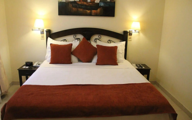 Le Moustier Suites