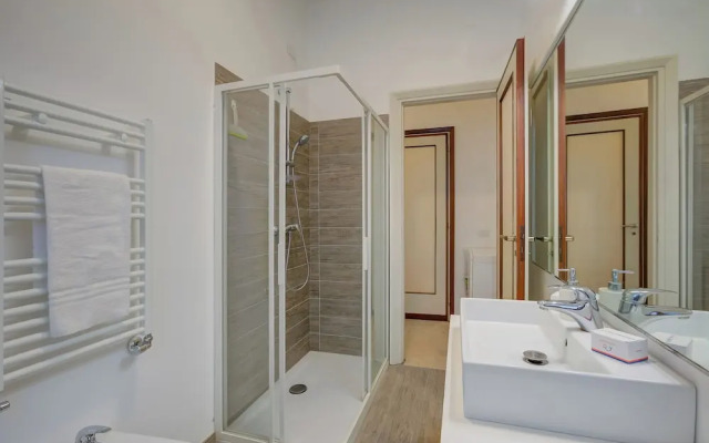 Blooming Villa Cos Lake View