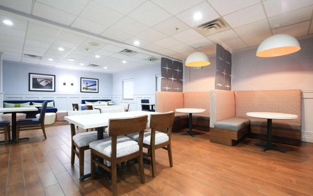 Hampton Inn Bordentown