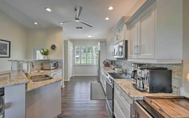 Modern Naples Home w/ Amenity Access!