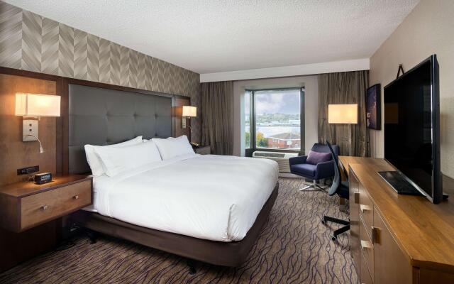 DoubleTree by Hilton Halifax Dartmouth