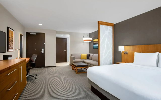 Hyatt Place Austin Airport
