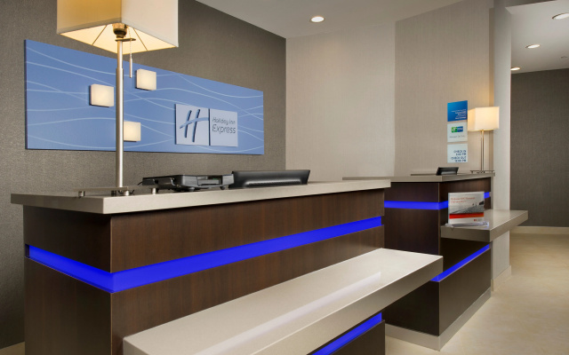 Holiday Inn Express & Suites Waco South by IHG