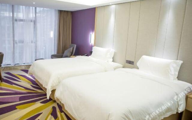 Lavande Hotel·Shenzhen Shajing Convention and Exhibition Center