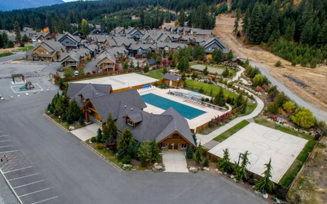 Roslyn Hideaway By Redawning