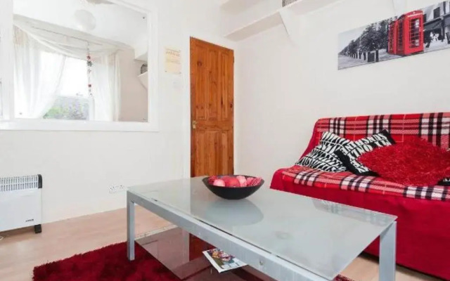 Tony Asga - Hamza Apartment