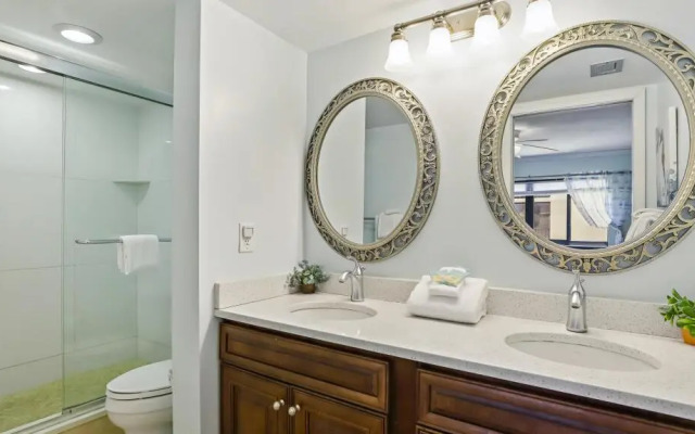 Land's End 5-305 Gulf-bay Front