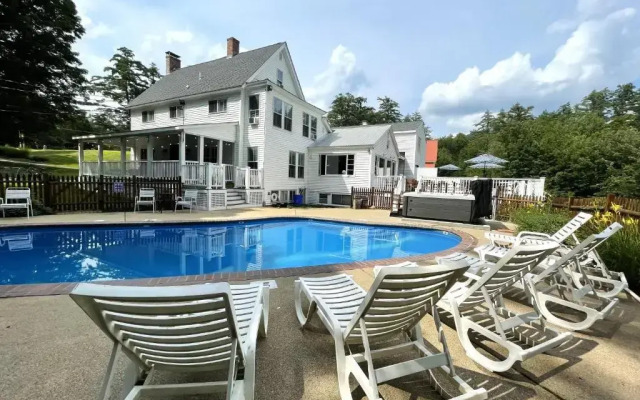 Cranmore Mountain Lodge Bed & Breakfast