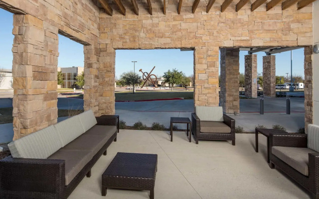 Courtyard by Marriott Dallas Midlothian-Midlothian Conf Ctr