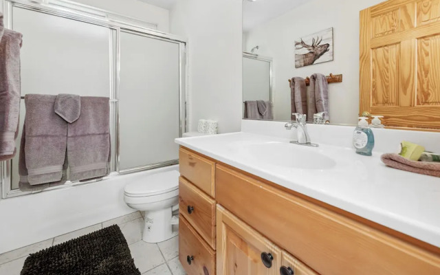 Relaxing Alpine Estates