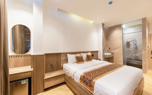 My My Hotel 2