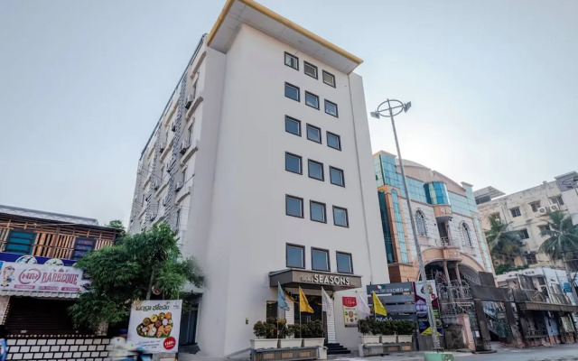 Hotel Seasons Inn