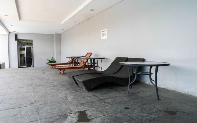 Cozy Living Studio Apartment At Puri Mas