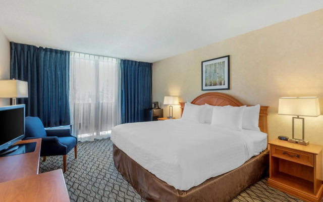 Clarion Hotel Anaheim Resort