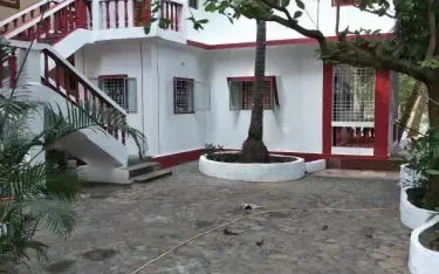 Nk Siolim River Bungalow