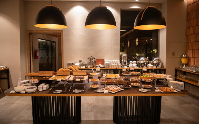 Alejandro I Hotel