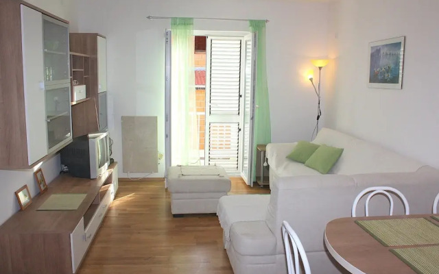 Apartments Miki Pag