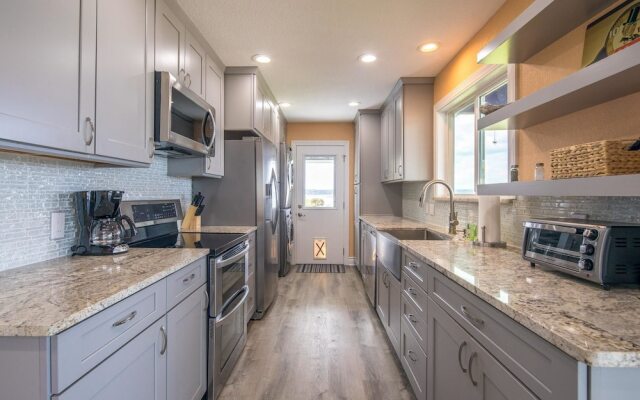 LEDGEROCK POINTE - 3 Br Home